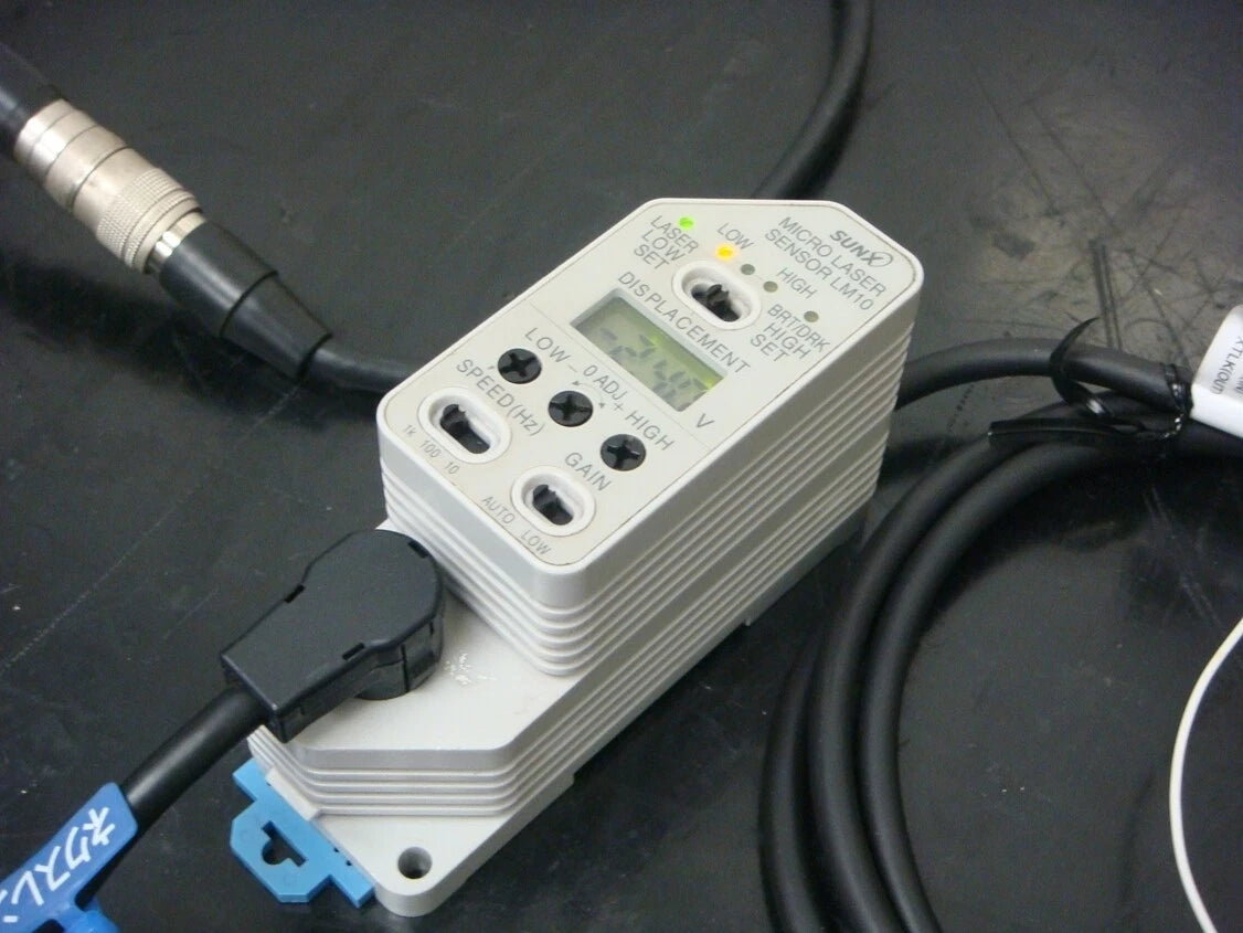 SUNIX ANR1215 / ANR5231 / ANR81200 Laser Displacement Sensor