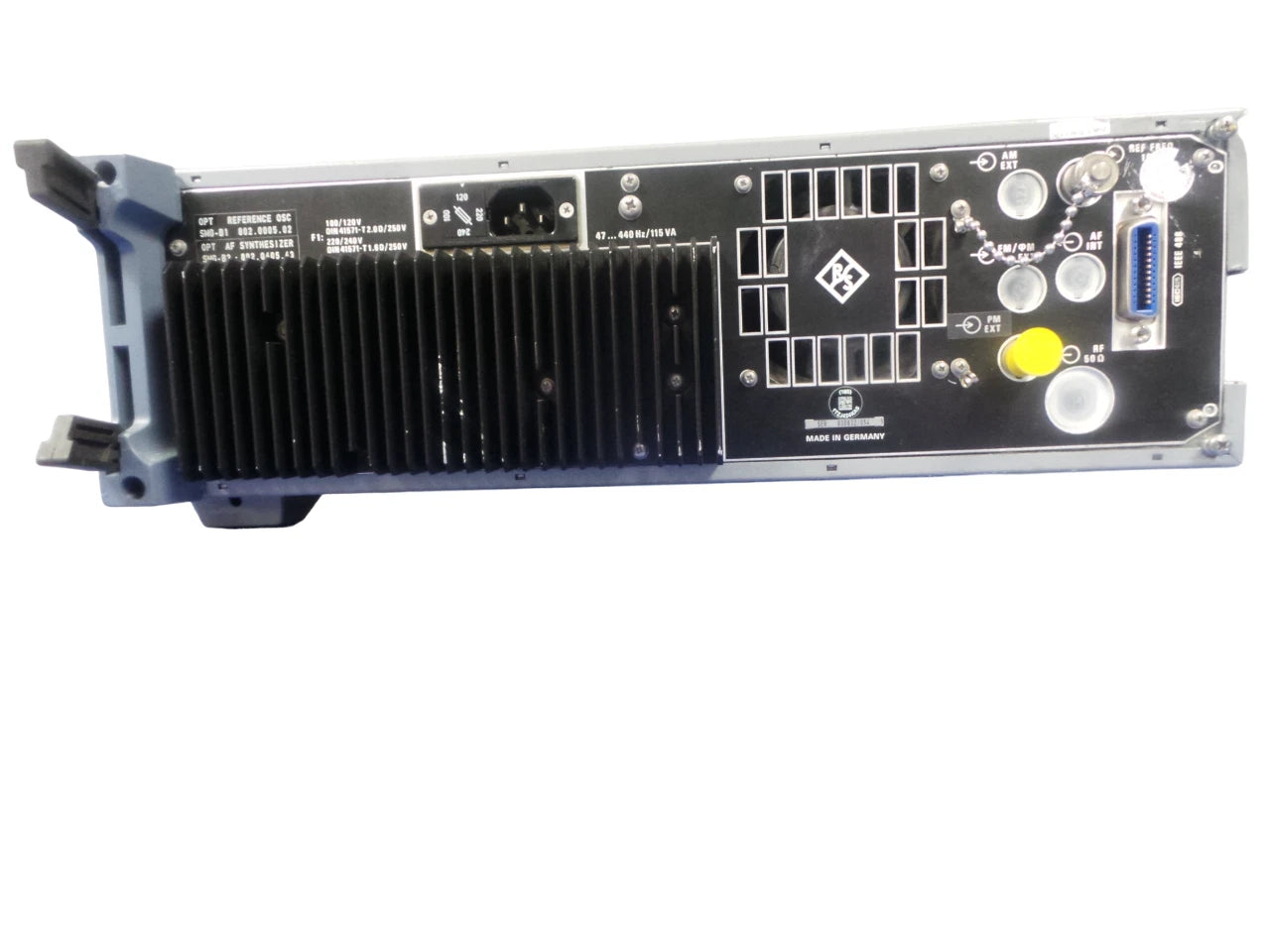 ROHDE & SCHWARZ SIGNAL GENERATOR SMG 801.0001.43 - Free Shipping