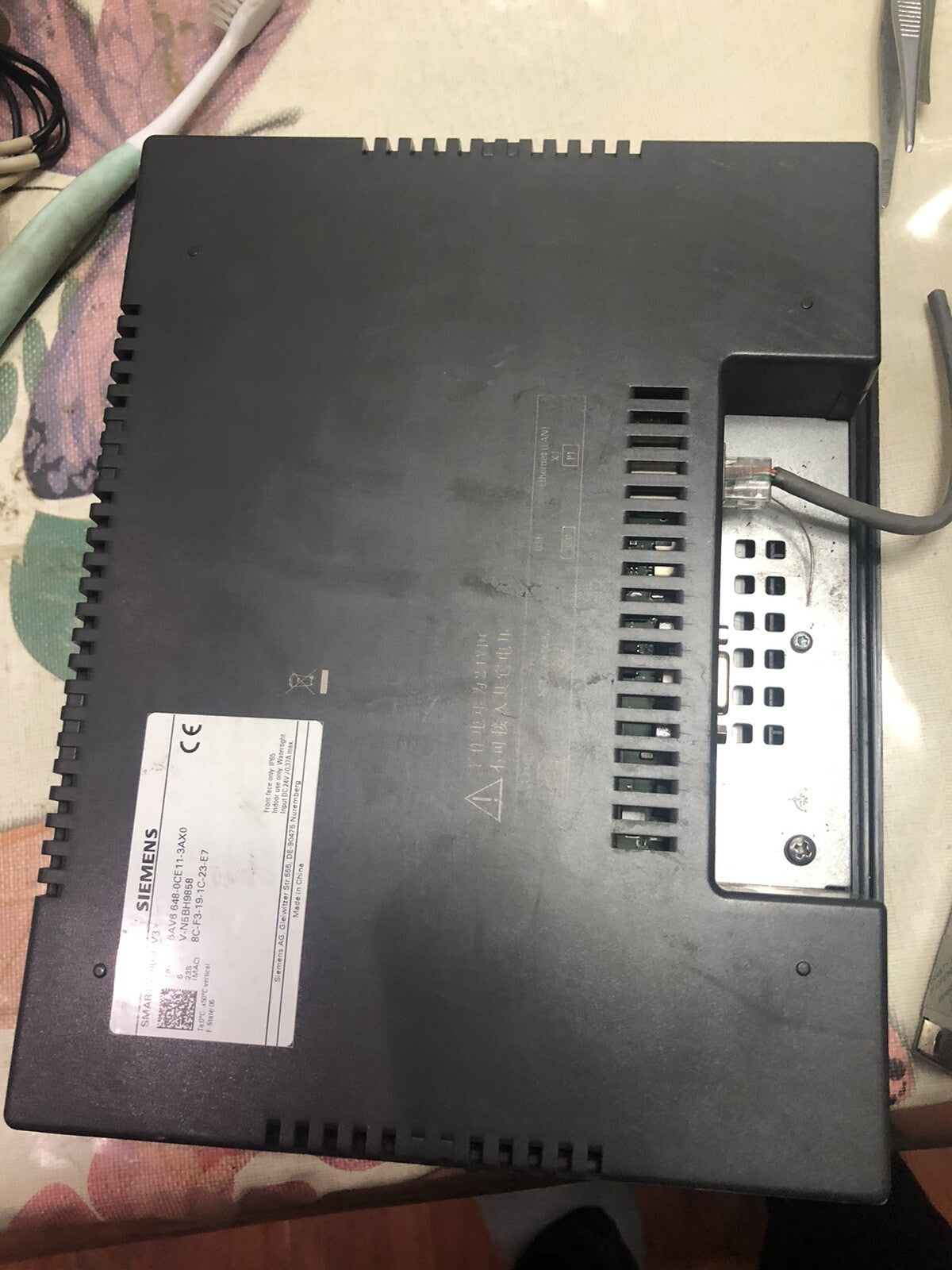 1pc   used     touch s n 6AV6 648-0CE11-3AX0
