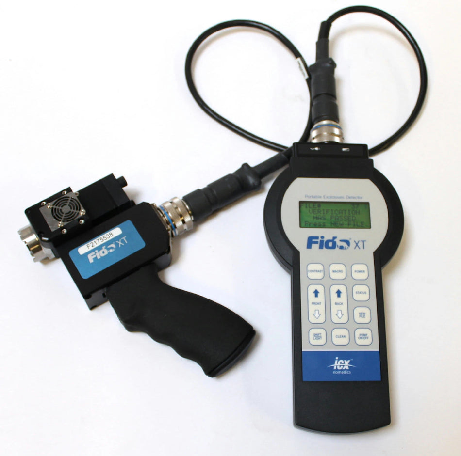 Flir Fido XT Portable Explosives Detector w/ Multiple Accessories