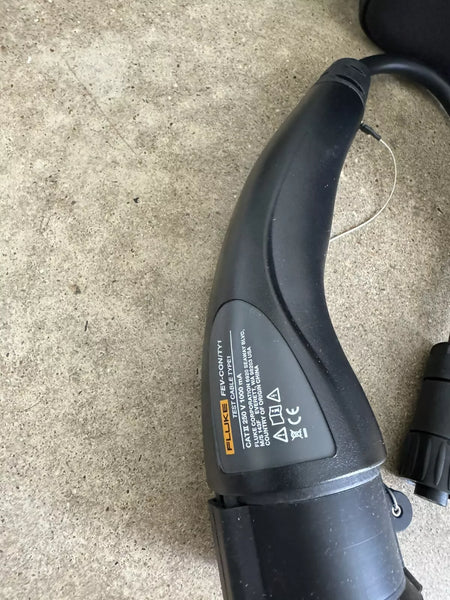Fluke FEV100/TY1 Adapter Kit for Electric Vehicle Charging Stations