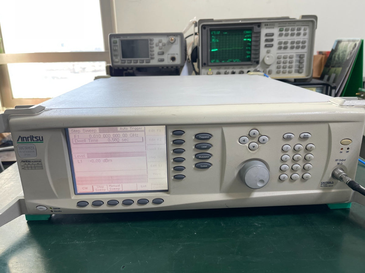 Anritsu MG3692A CW Signal Generator 10MHz to 20GHz