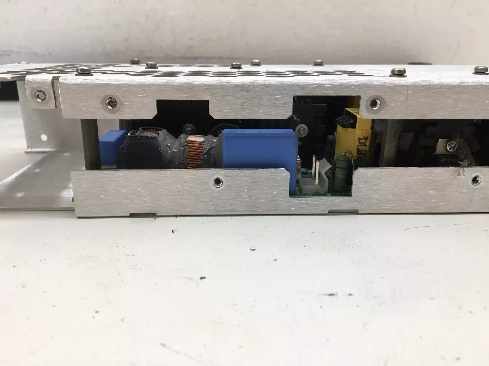 HP Agilent E4420B A4 Power Supply for ESG Signal Generators