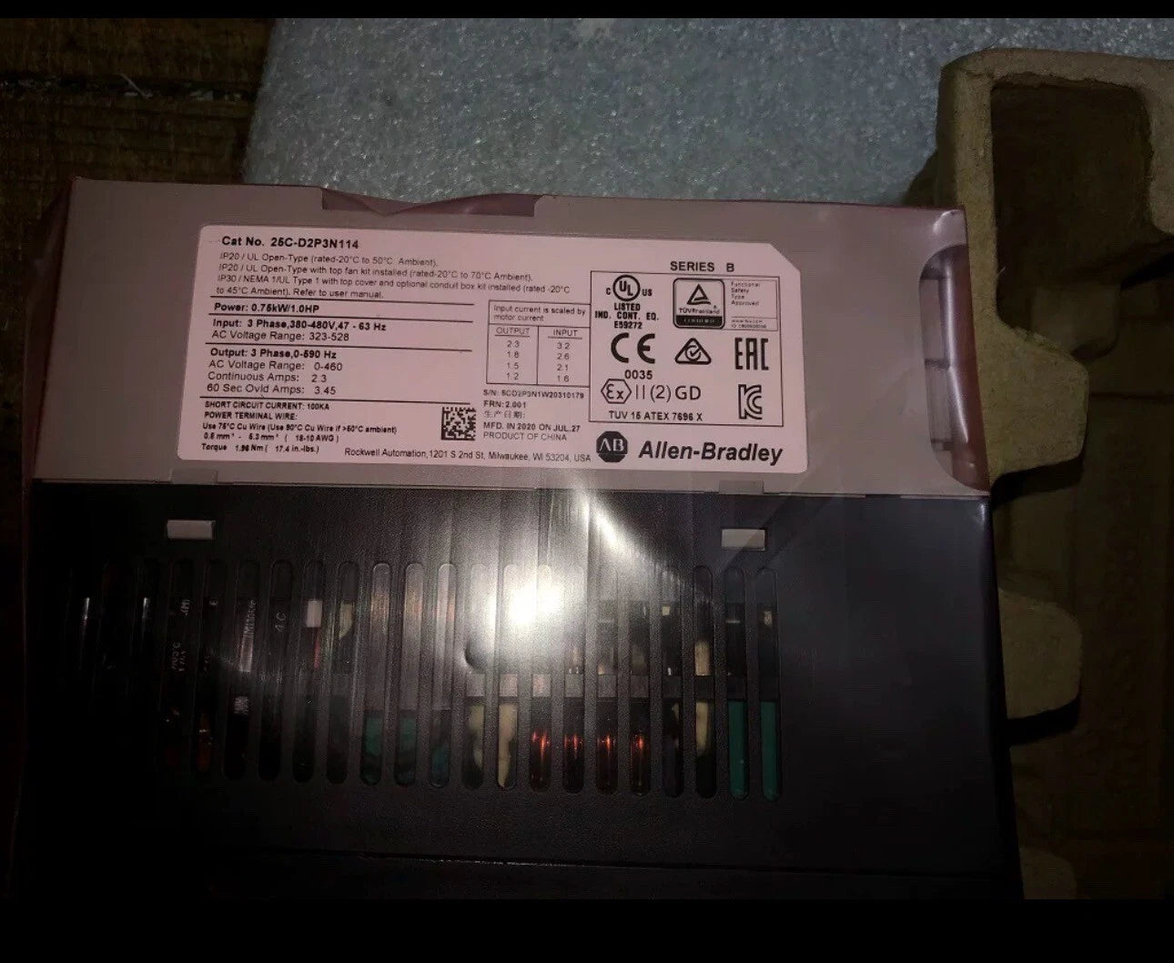 Durable 25C-D2P3N114 & 25C-D2P3N104 for Industrial Use