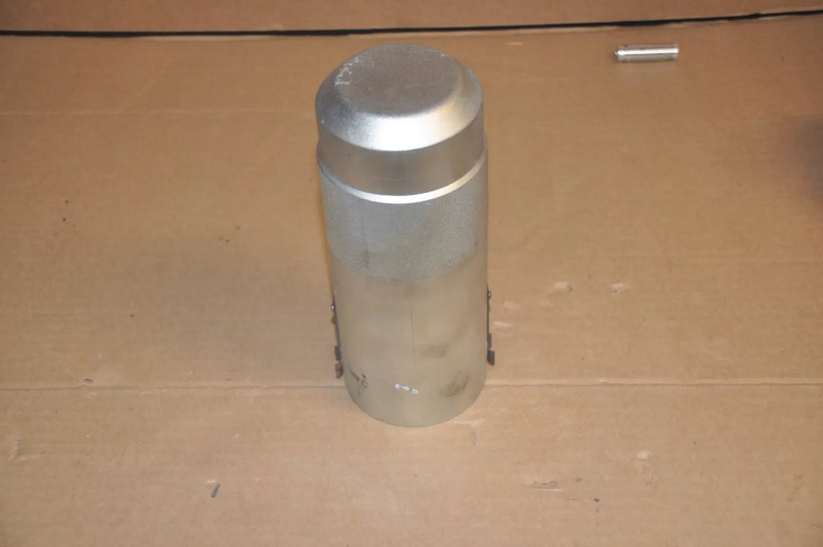 Compact Digital Anemometer for Wind Speed and Temperature Measurement