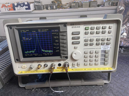 HP Agilent 8564E/EC 20Hz-40GHz with Color LCD, Opt. 6, 7, Calibrated