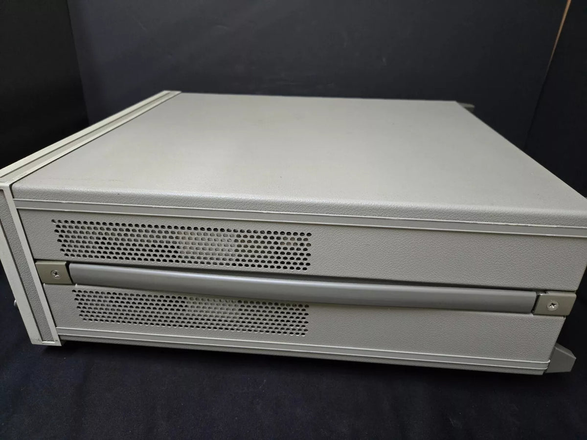 HP 8902A Measuring Receiver 150kHz-1300MHz (3548)