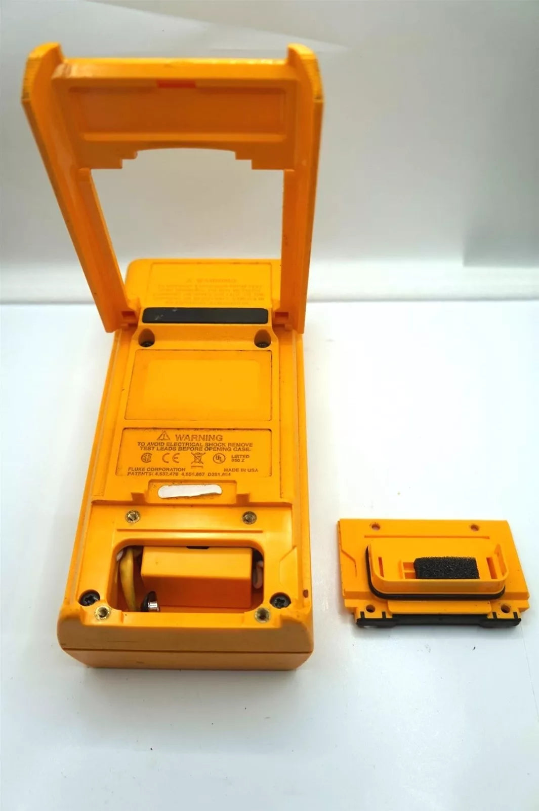 Fluke 27 Multimeter - Versatile Digital Multimeter