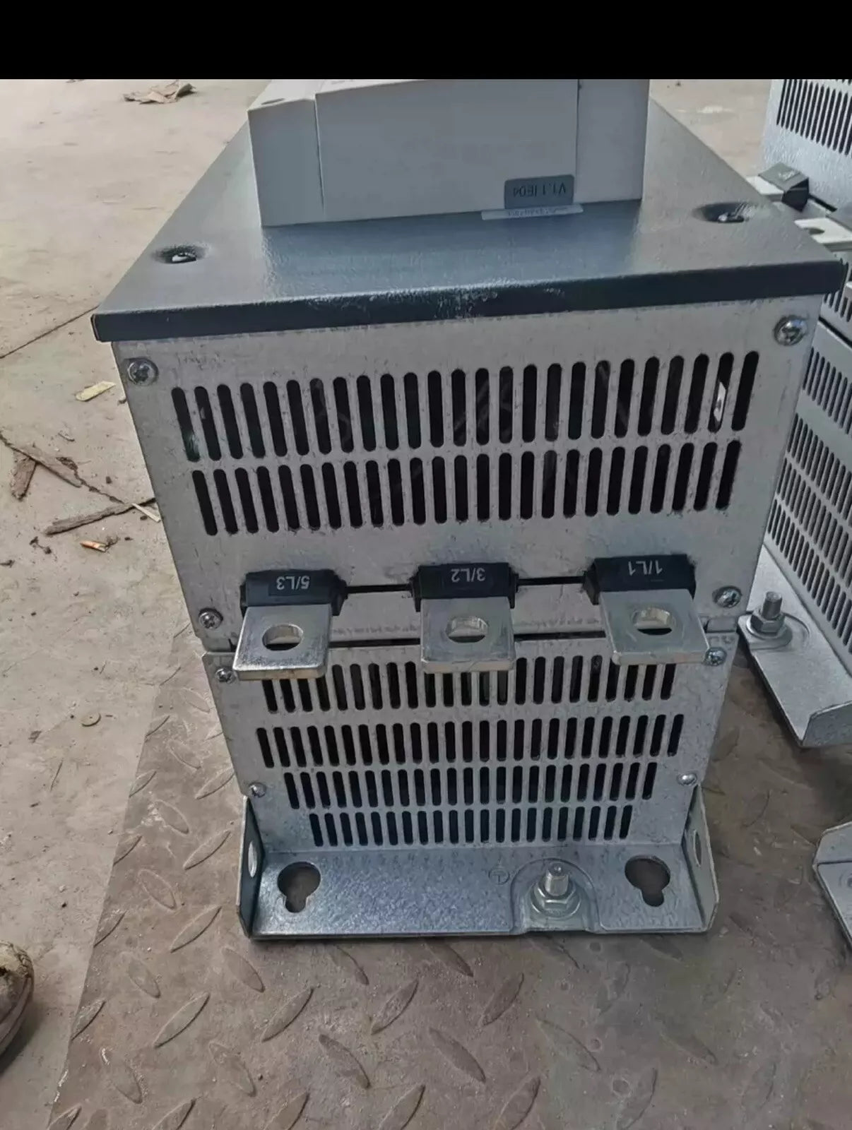 Schneider Electric ATS22C25Q Soft Starter for Motor Control