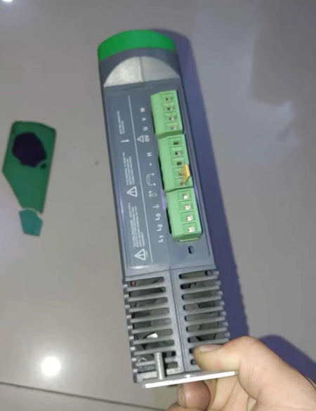 Control Techniques Max 406AN Servo Drive Usato