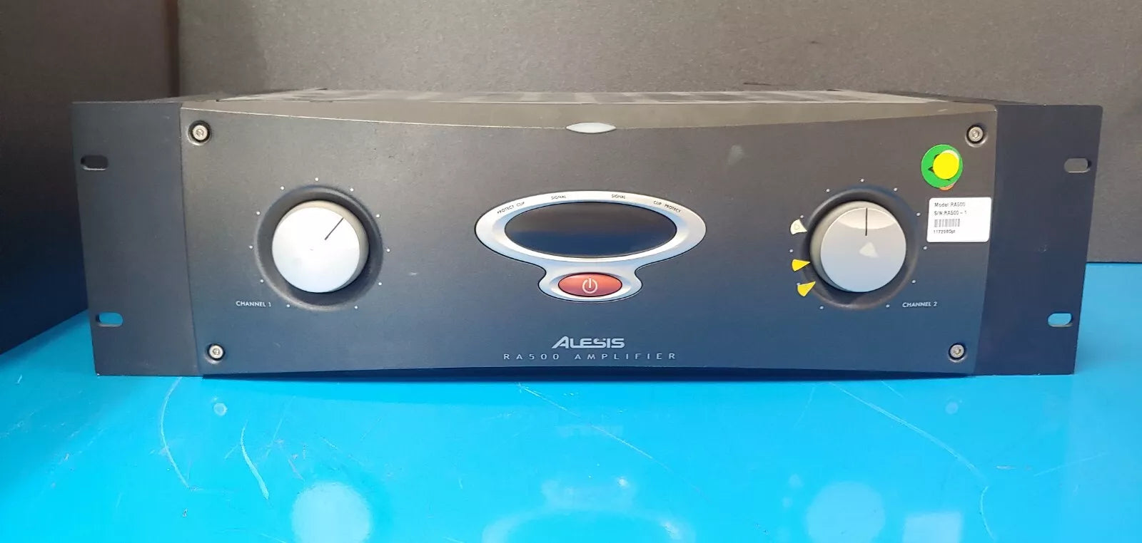 Alesis RA500 Power Amplifier: Professional Sound Amplification