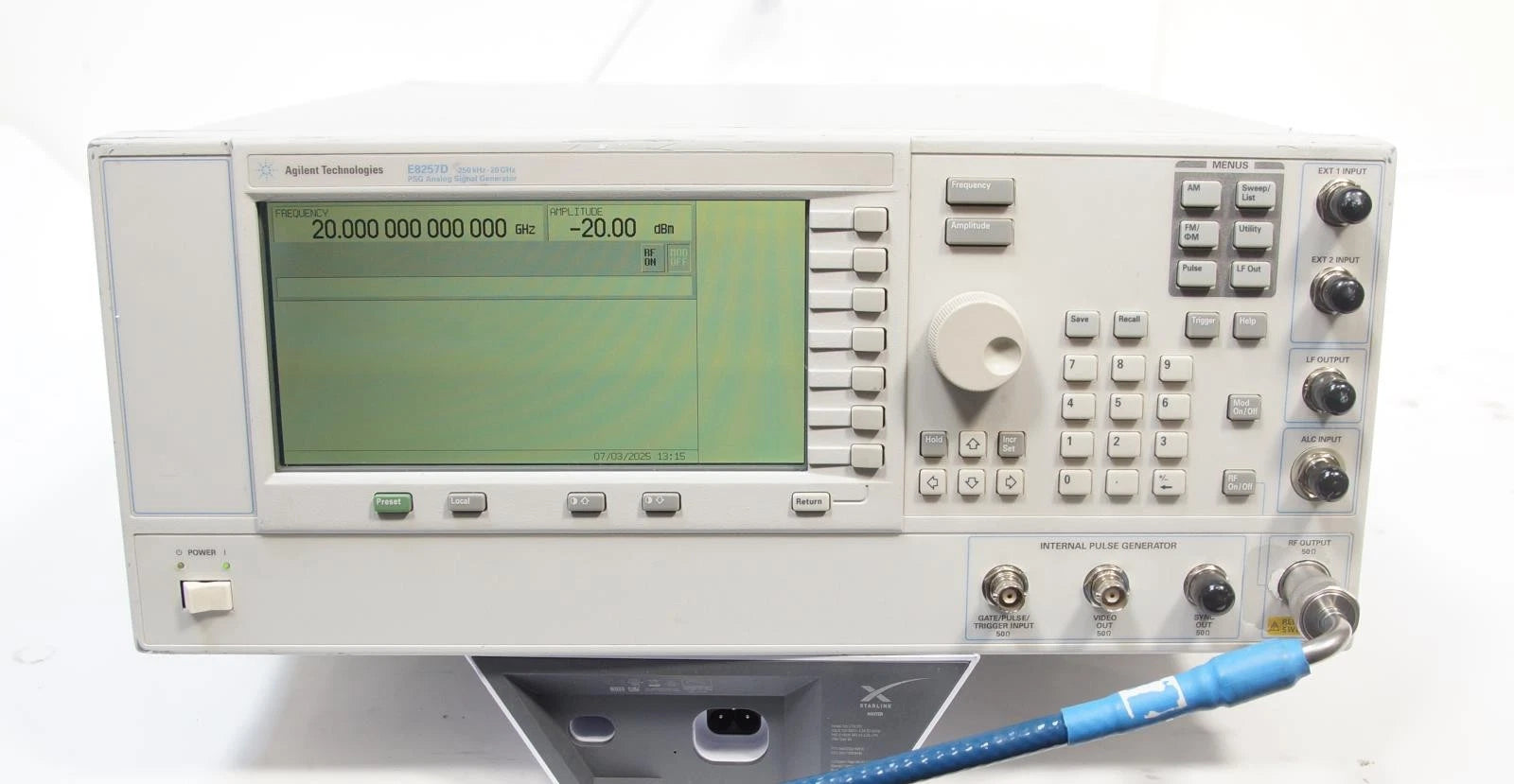 Agilent E8257D PSG 250kHz -20GHz Analog Signal Generator 1E1 1ED 520 UNT UNU