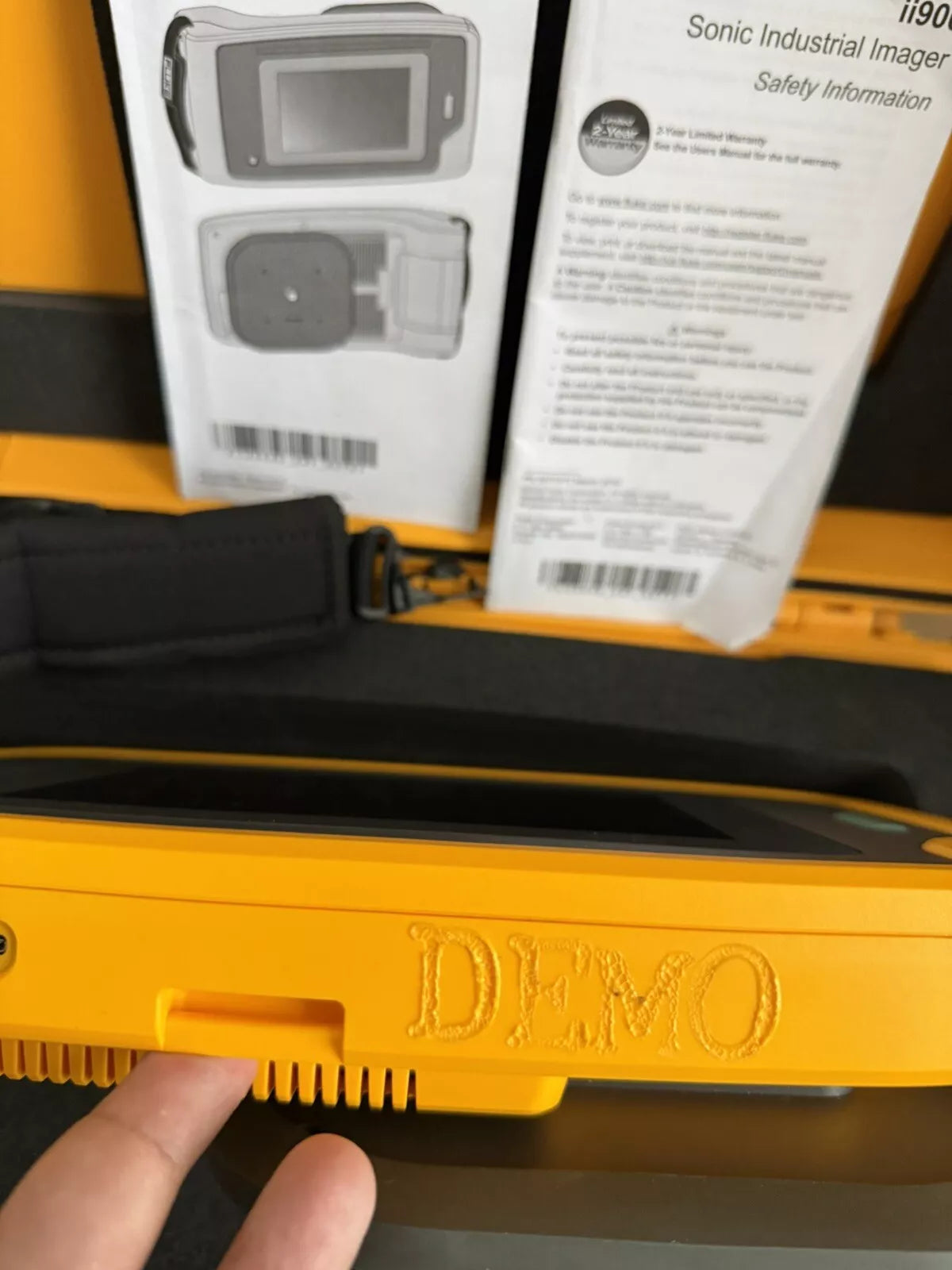 FLUKE ii900 Industrial Acoustic Imager with Batterie & Charger