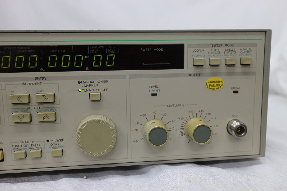1Hz-600MHz Frequency Synthesizer by ANRITSU