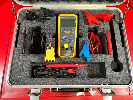 Fluke 1507 Insulation Resistance Tester with Accessories and Case