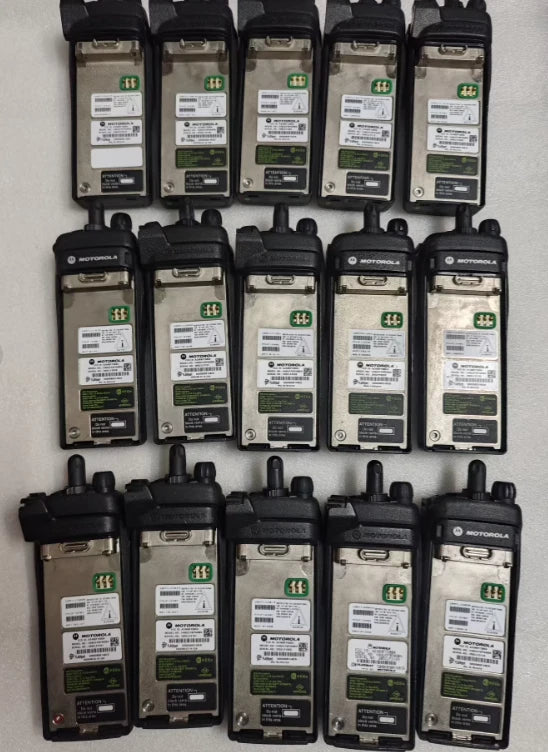 1PCS MOTOROLA XTS2500i walkie-talkie 800MHz