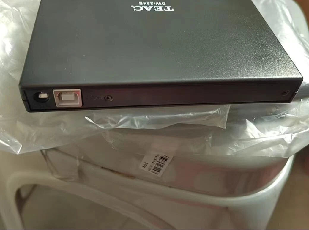 TEAC DW-224E USB 2.0 CD-RW/DVD-ROM Drive