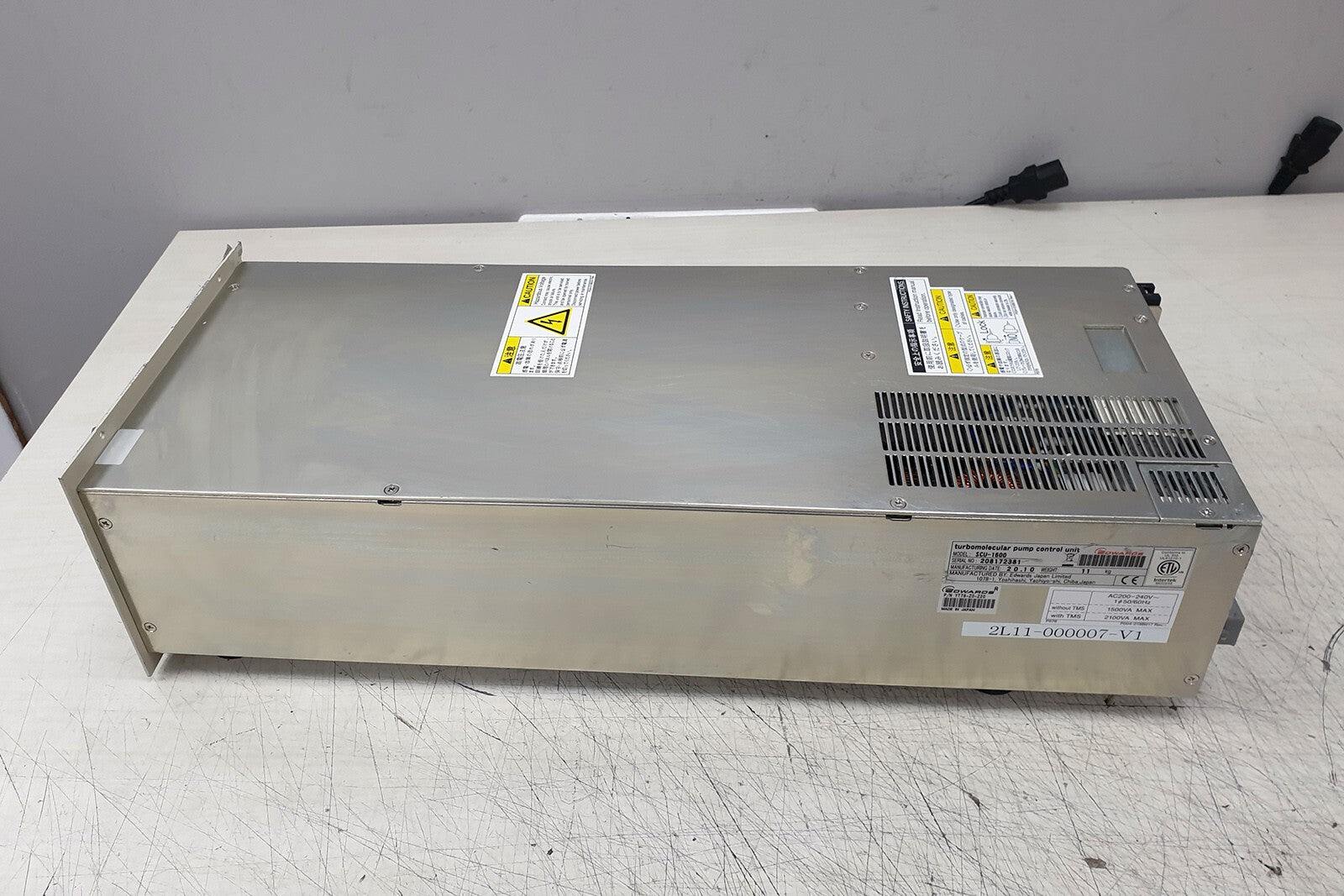 Edwards SCU-1600 Turbomolecular Pump Controller Unit