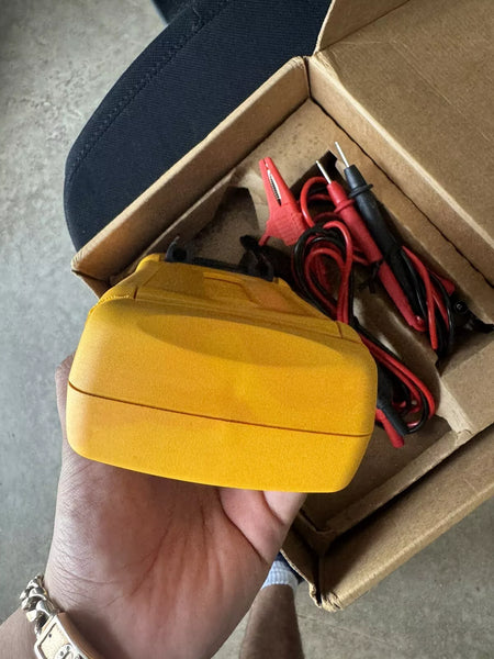FLUKE 725 Multifunction Process Calibrator with Factory Box - Excellent Condition
