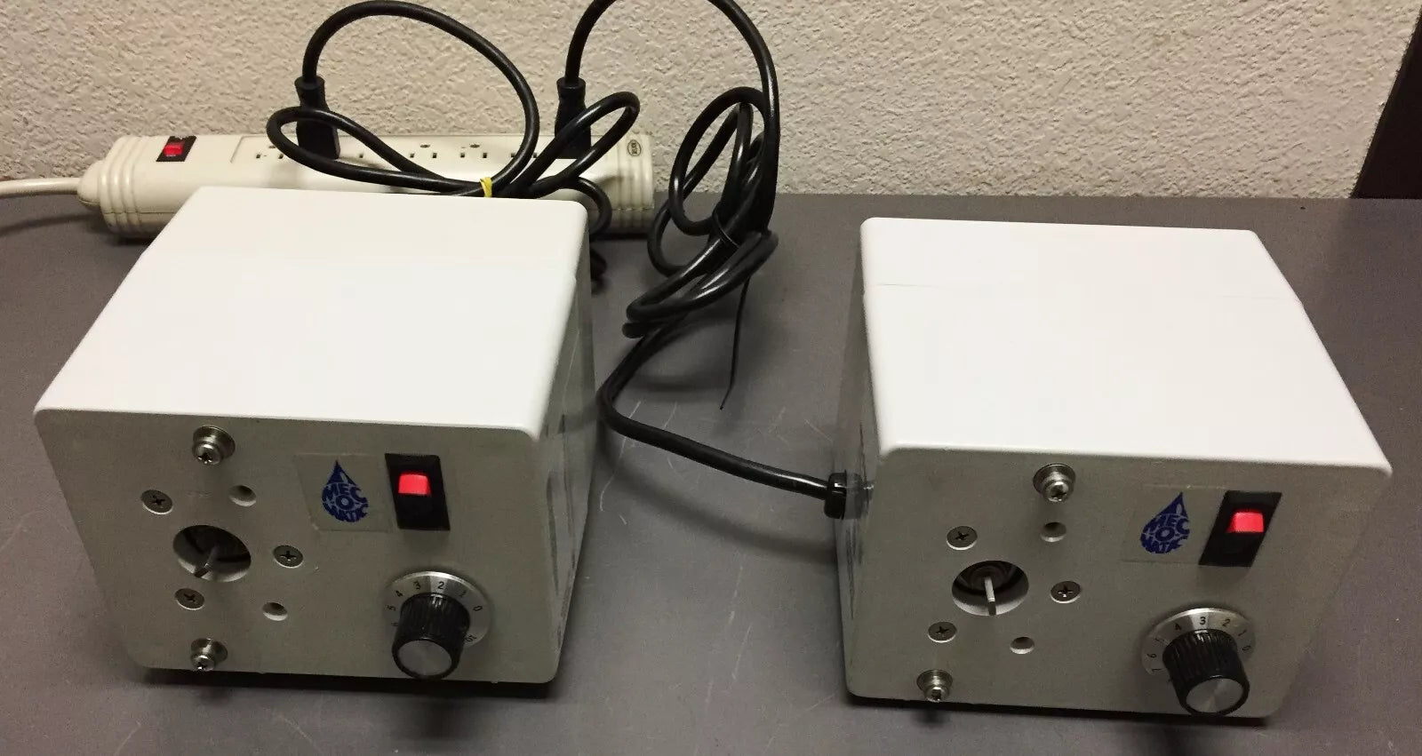 Pulsafeeder UD50-XA-LBAUXXX Mec-O-Matic Dolphin Peristaltic Metering Pump