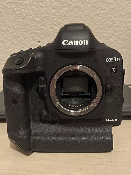 Canon EOS-1D X Mark II 20.2MP Digital SLR Camera - Black