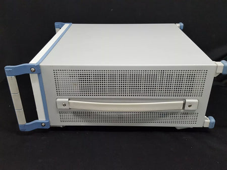 R&S SFU Broadcast Test System (100452) - B4 B6 B10 B30