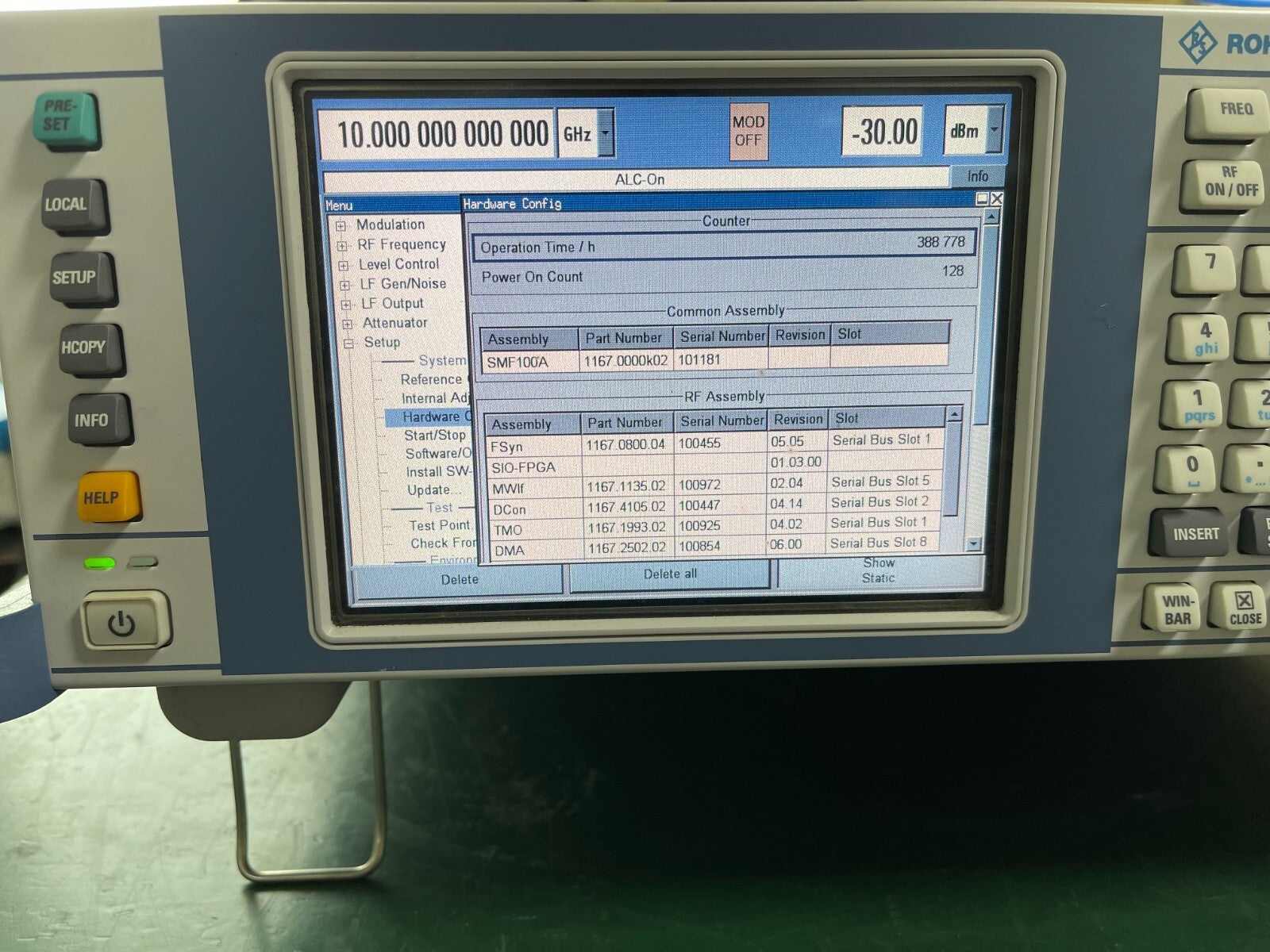 Rohde & Schwarz SMF100A microwave signal generator 100KHz-22GHz _1181 - XG eqpt