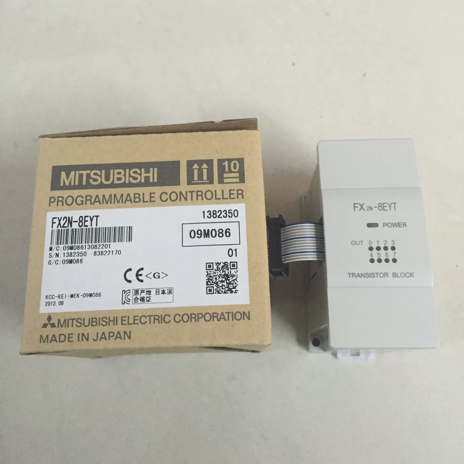 1PC New Mitsubishi PLC FX2N-8EYT Programmable Cont In Box Expedited Shipping