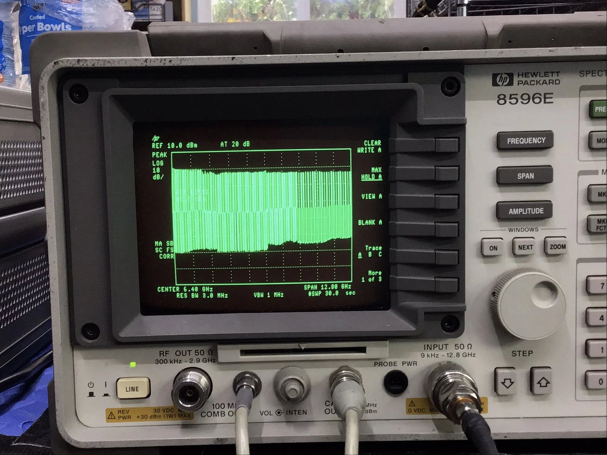 HP Agilent 8596E Spectrum Analyzer 12 kHz-12.8 GHz with Tracking Generator