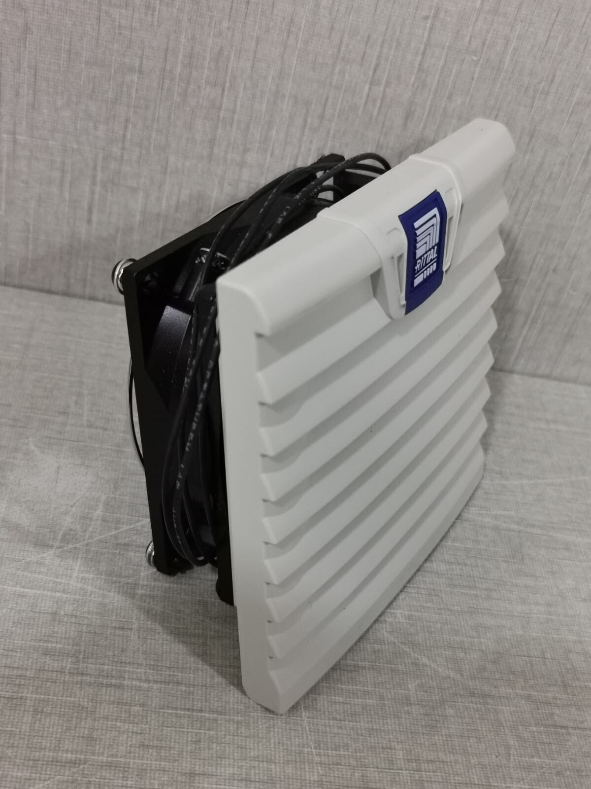 Rittal SK 3237.100 230VAC Fan and Filter Unit