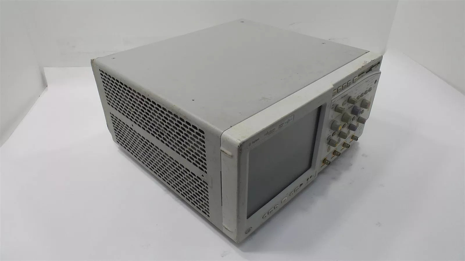 Agilent 54831M Infiniium Oscilloscope 600 MHz 4 GS/a