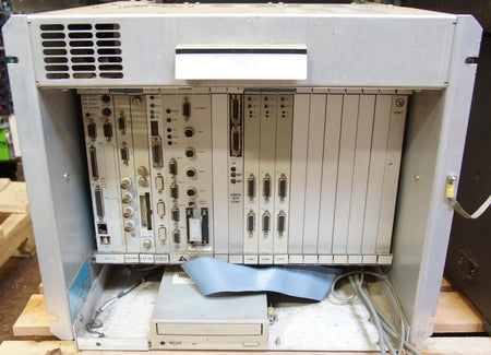 RadiSys Corp Chassis w/ EPC-9, EXP-VID-B, EXP-MC, SYS68K, 630VME, UIMC Modules