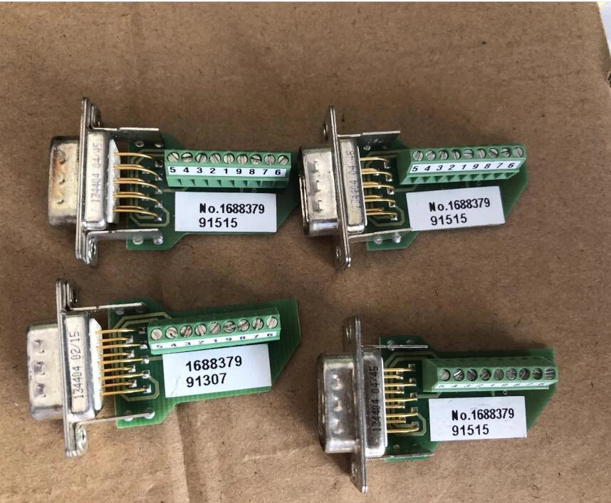 D-Sub Plug 9-Pos Terminal Block Connector