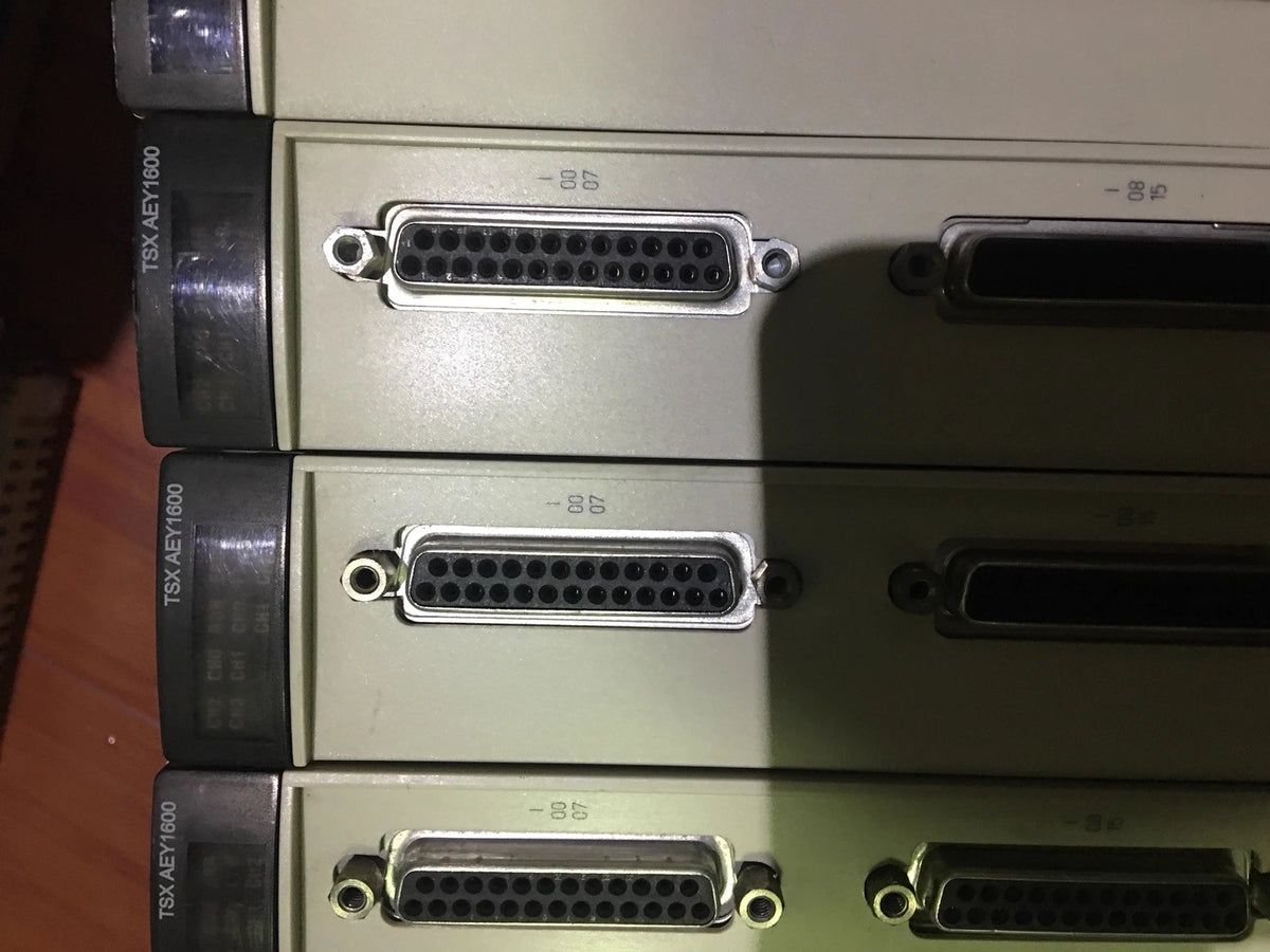 Modicon Premium TSXAEY1600 - Advanced Programmable Logic Controller