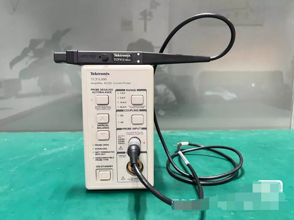 Live Shopping on eBay Platform for Real-Time Interactive Buying Experience