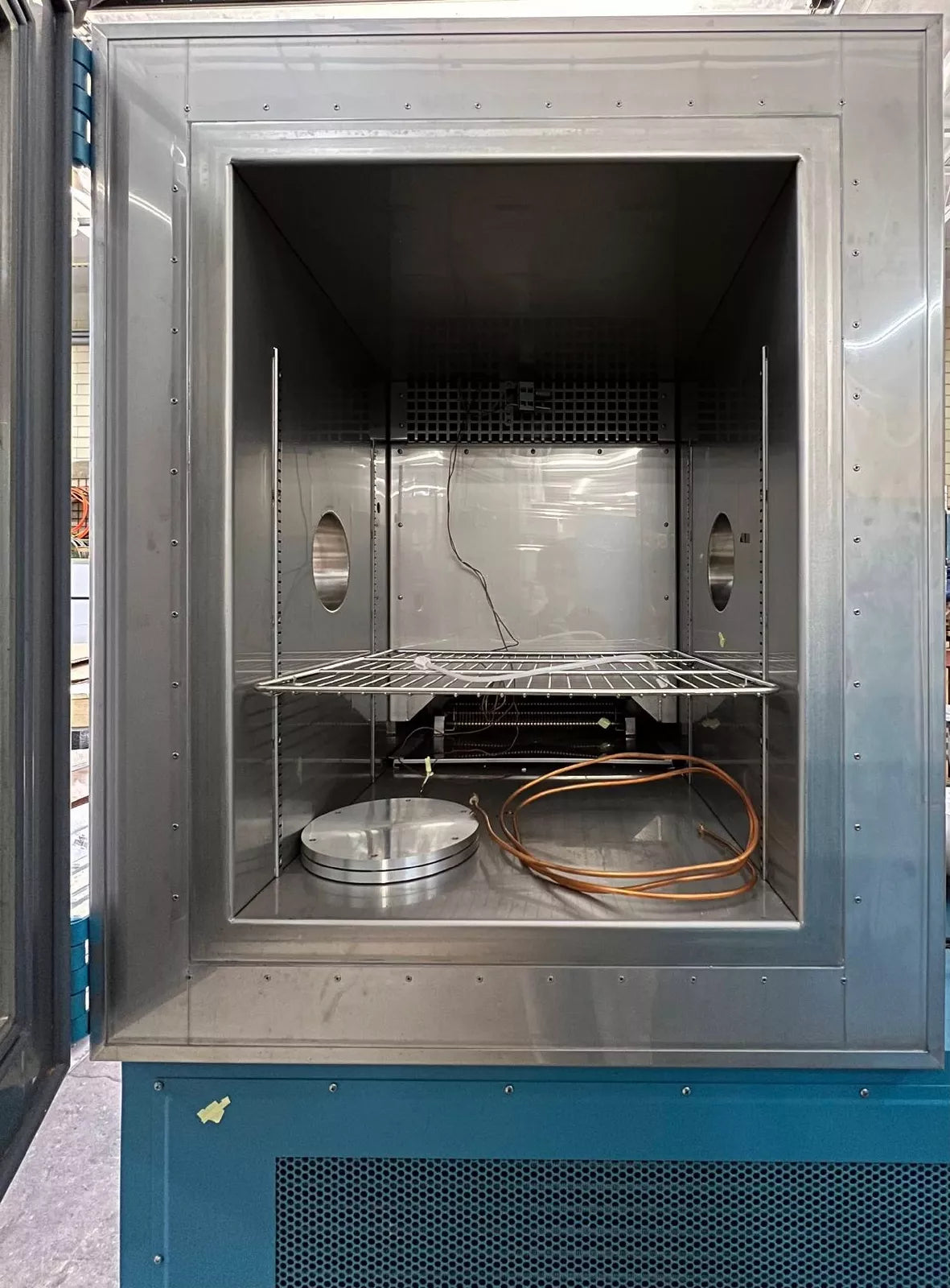 Thermotron FA-10-CHM-5-5 Altitude Chamber for Environmental Testing