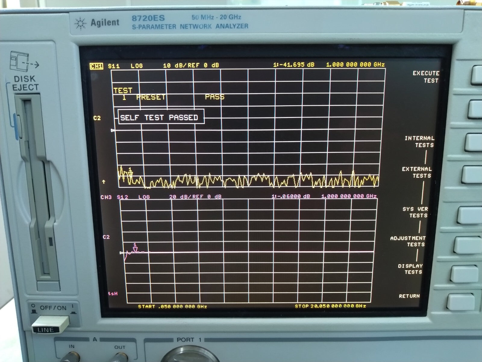 Agilent 8720ES 50 MHz - 20 GHz Network Analyzer w/ Options 1D5/010/085/089 - XG eqpt