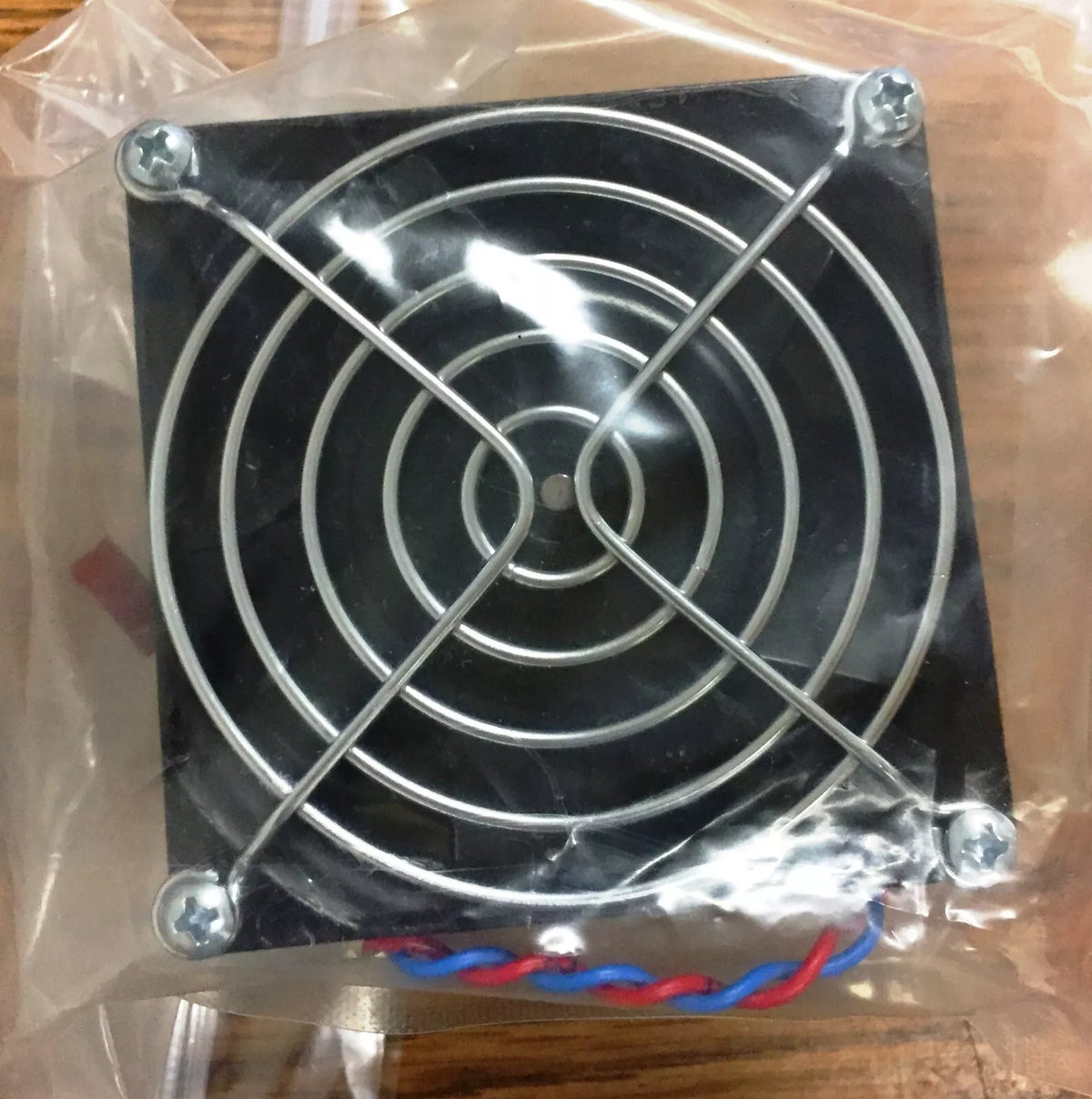 Papst Type 8112-G DC Fan 8V and 16V with Fan Cover on Both Sides