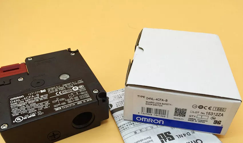 Omron D4NL-4CFA-B Safety Switch Lock Door - New 1PC in Box