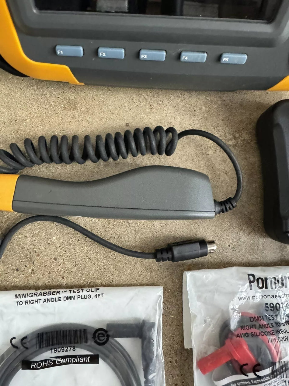 FLUKE 810 Vibration Tester & Tachometer