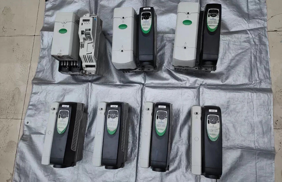 High-Precision Digital Multimeter SK2402 with Capacitance Measurement