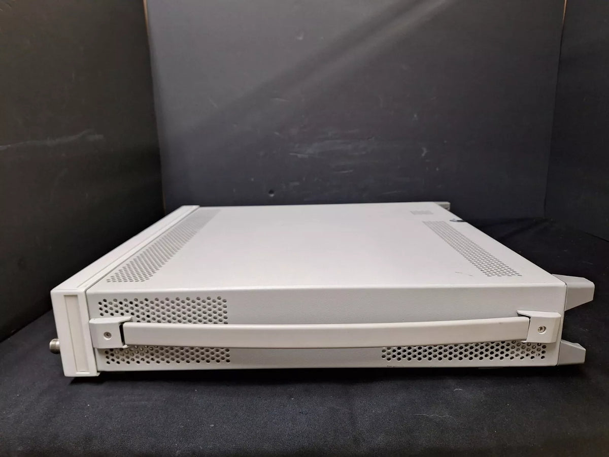 Keysight N5172B 3GHz Signal Generator with Options 1EA 403 503 653 655 UNV (1026)