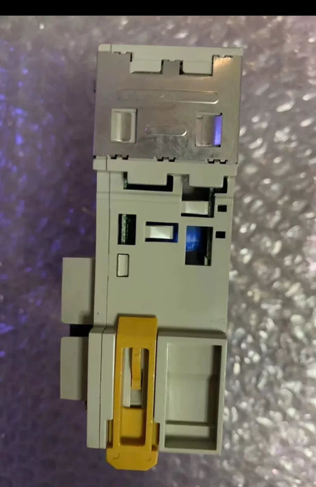 Omron CJ1W-AD081-V1 Analog Input Unit for PLC Systems