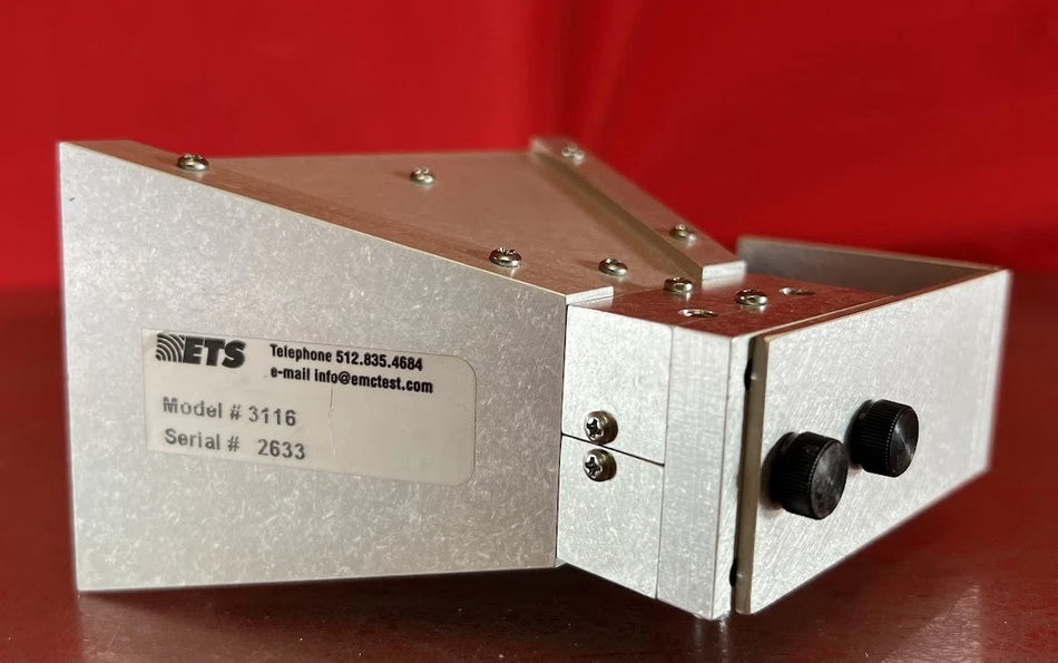 ETS Lindgren 3116 Double-Rigged Waveguide Horn, 18 GHz to 40 GHz