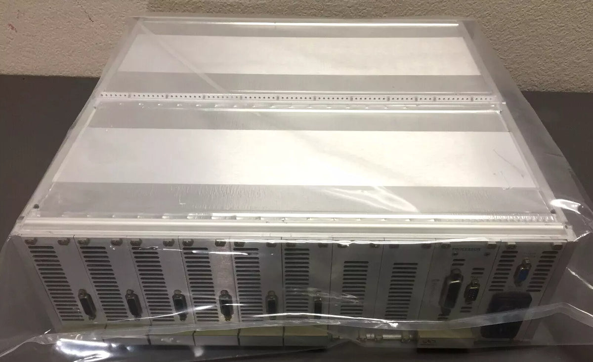 Newport 9008 Laser Diode Controller Mainframe with 6 x 8000-21 Rev C TEC Modules