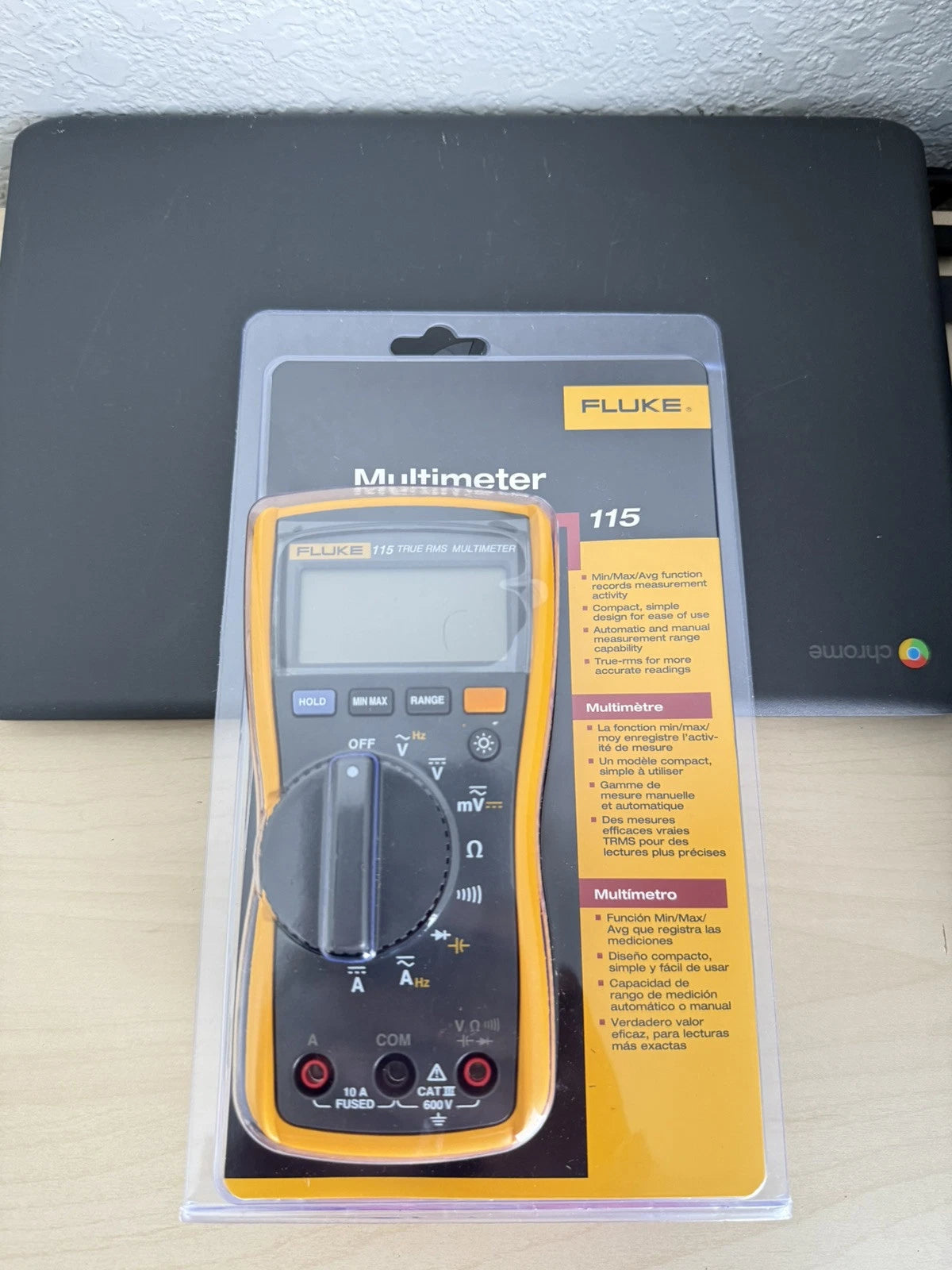 Fluke 115 Digital Multimeter / New Sealed
