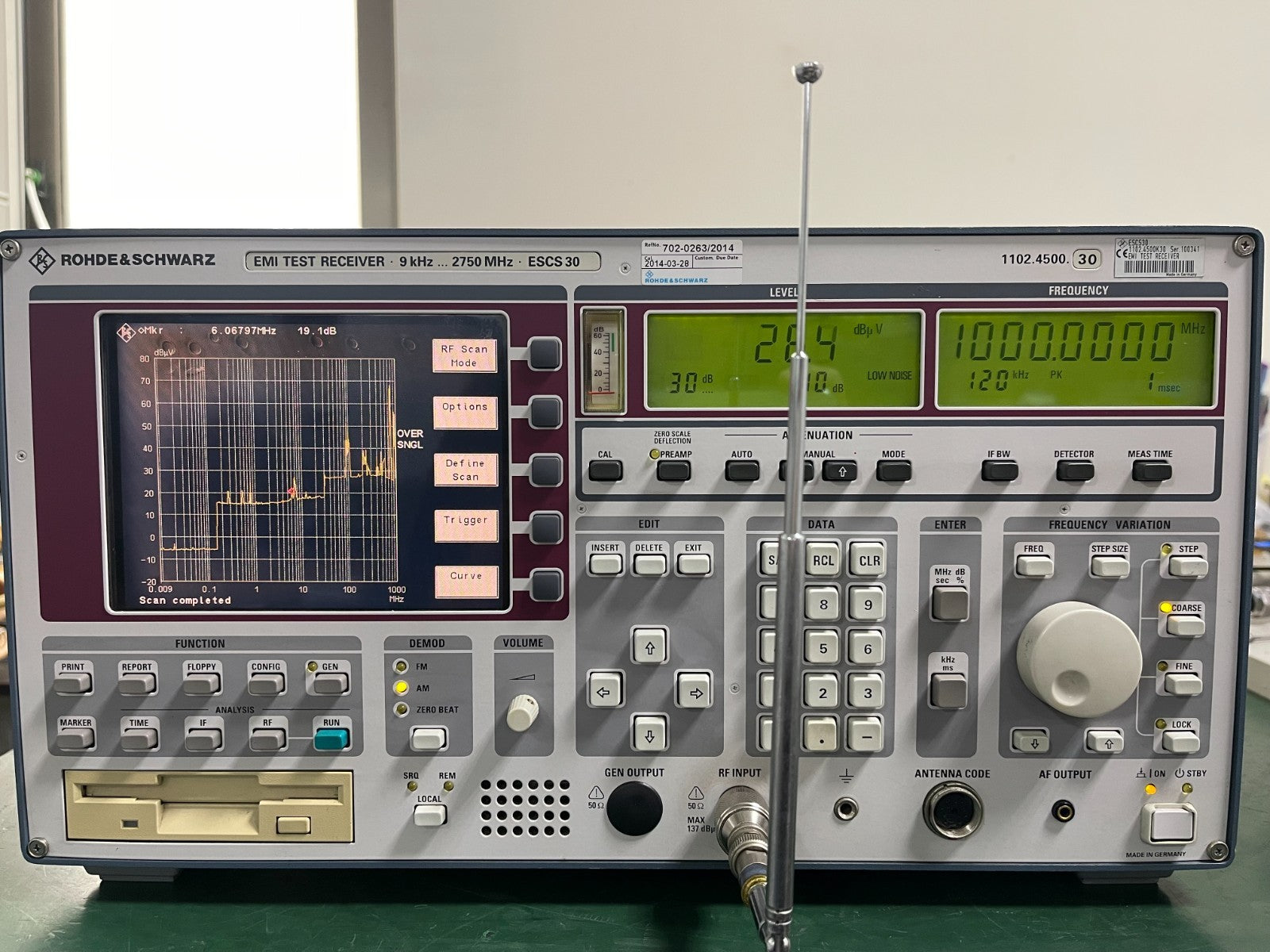 Rohde & Schwarz ESCS30 EMI Test Receiver 9 kHz - 2750 MHz _0341 - XG eqpt
