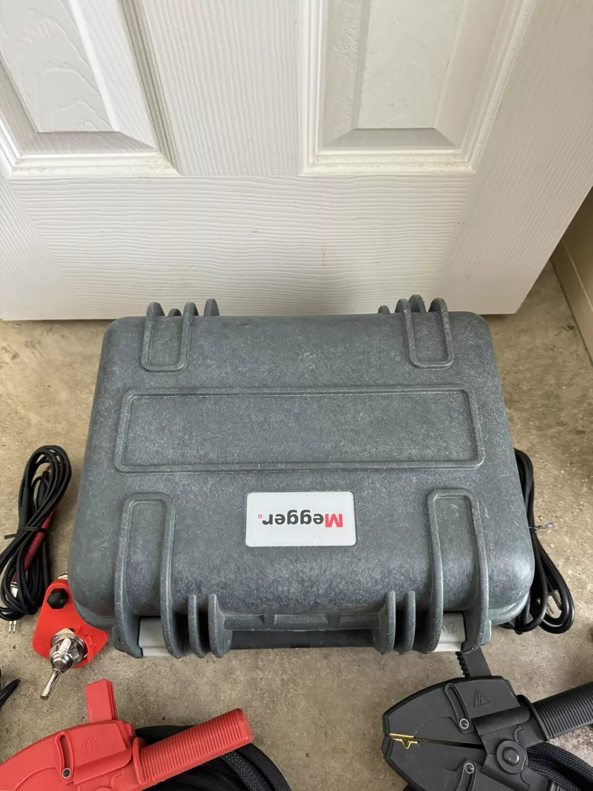 Megger DLRO100X DLRO100XB Digital Low Resistance Ohmmeter & Kelvin Clamp