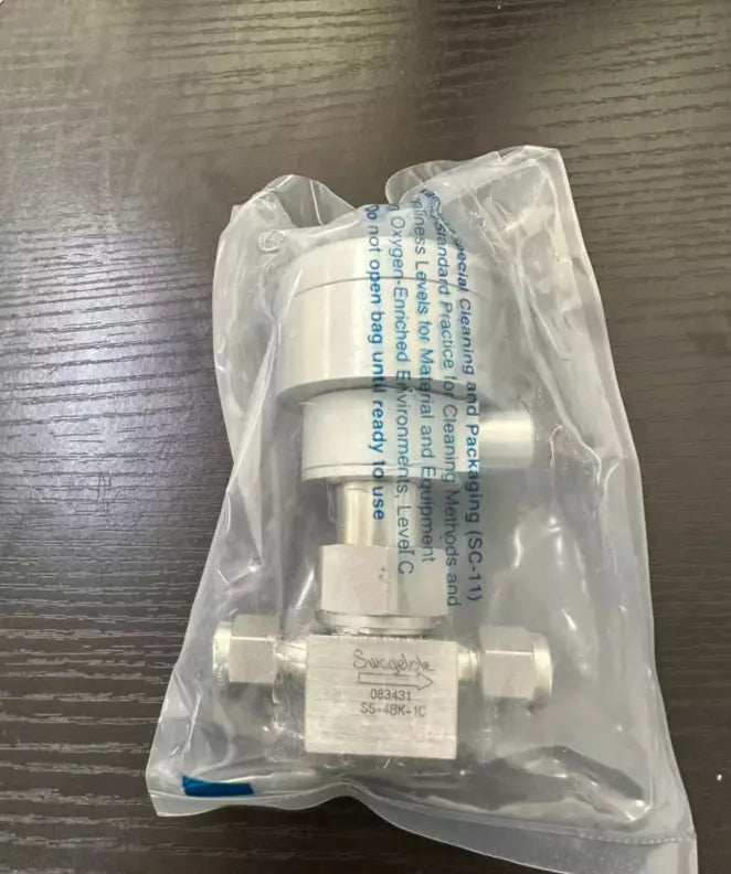 1 PC NEW-OPEN-BOX Diaphragm Valve SS-4BK-1C #B1586Y CL