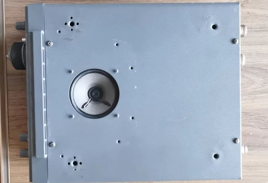 1pcs AOR AR5000 broadband receiver interphone receiving frequency10Khz -2600MHZ